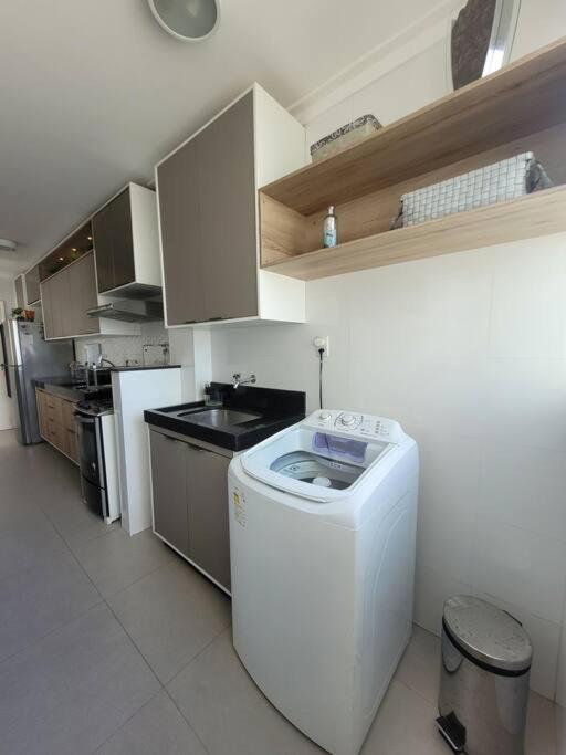 Prox A Orla Atalaia, Com 2 Quartos Climatizados Apartamento